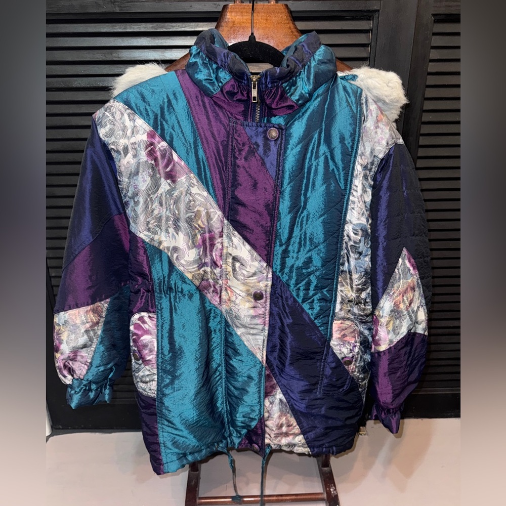 Vintage Innovations By Izzy 1990s women’s puffer coat medium
